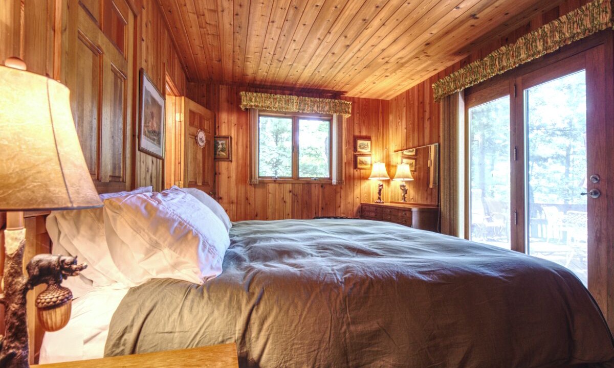 Photo of Bedroom in New Auburn