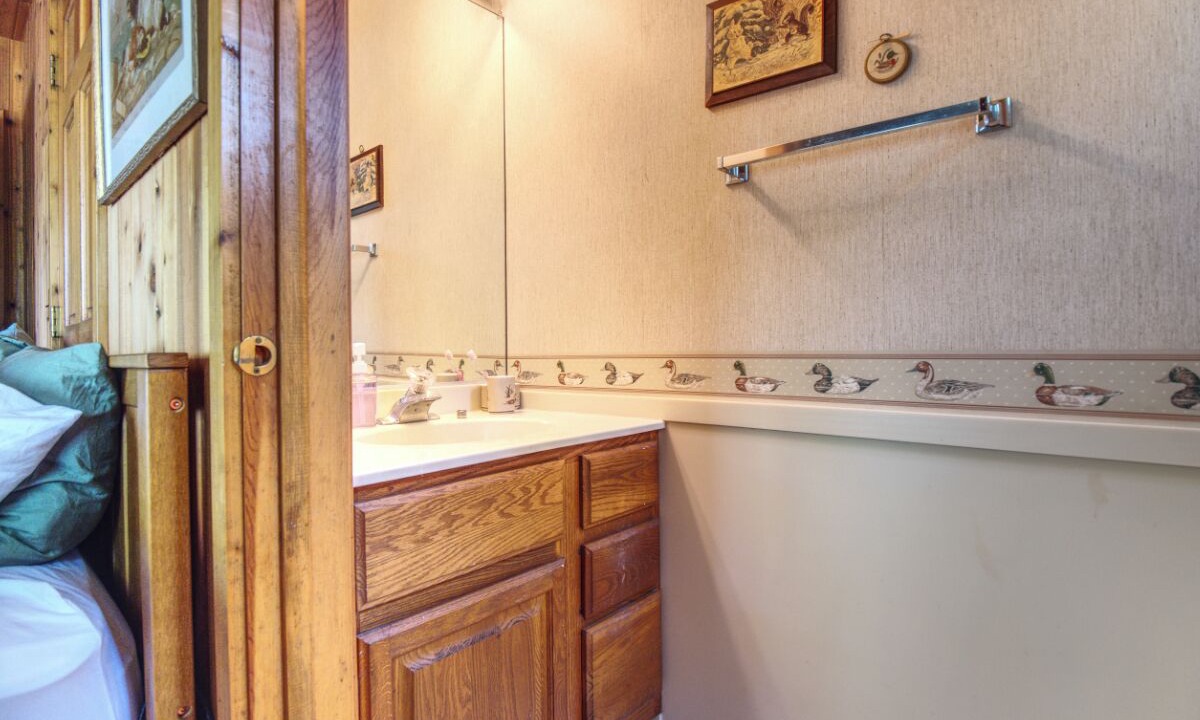 Photo of Bathroom in New Auburn