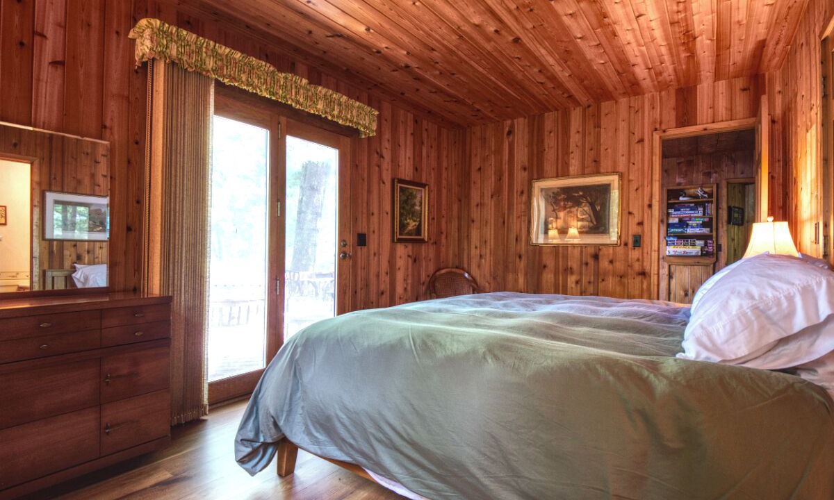 Photo of Bedroom in New Auburn