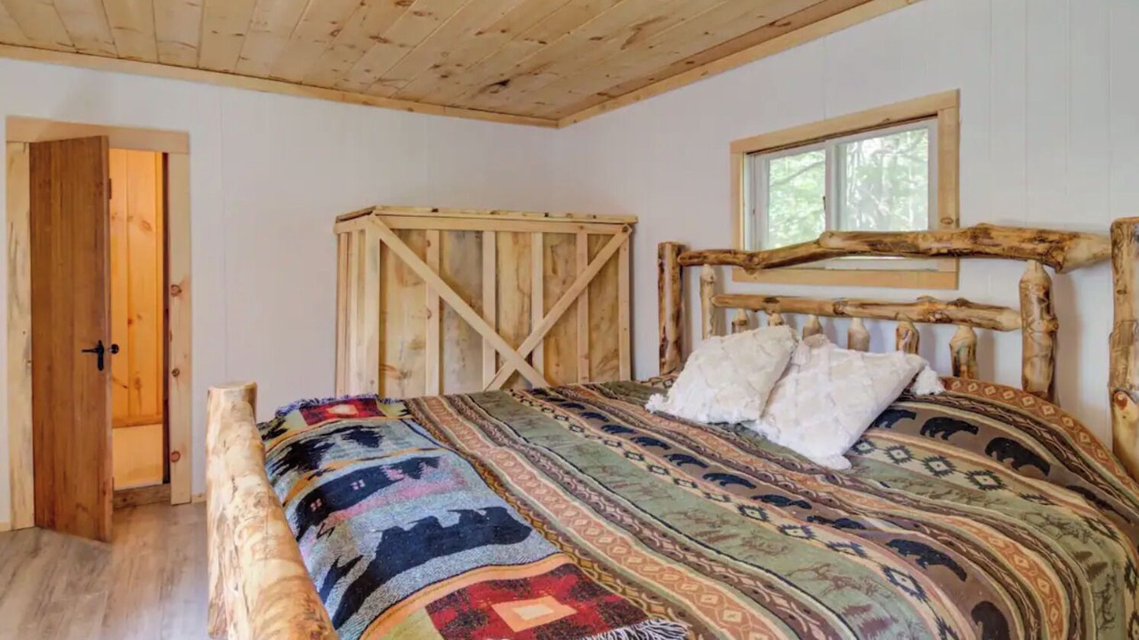 Photo of Bedroom in Gloversville
