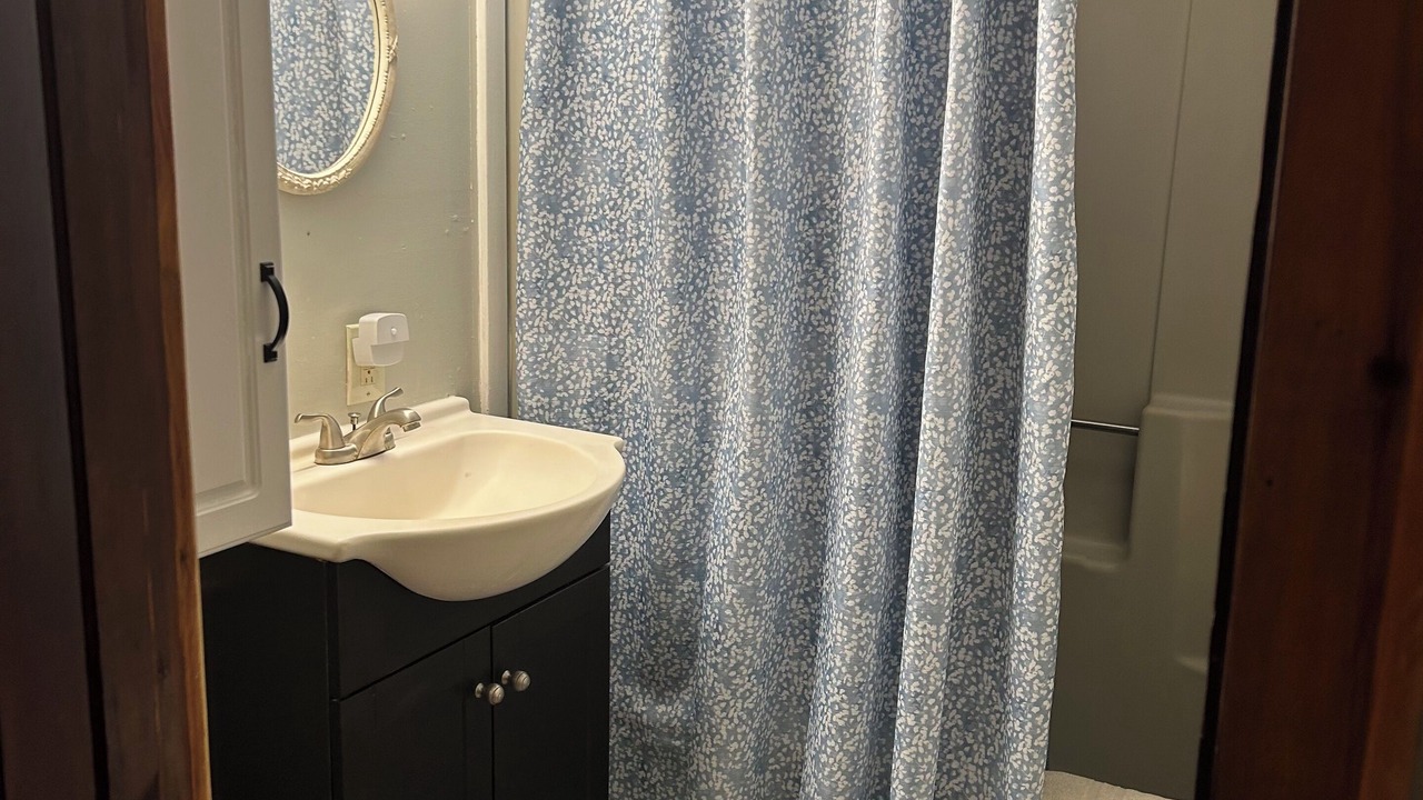 Photo of Bathroom in Alburg