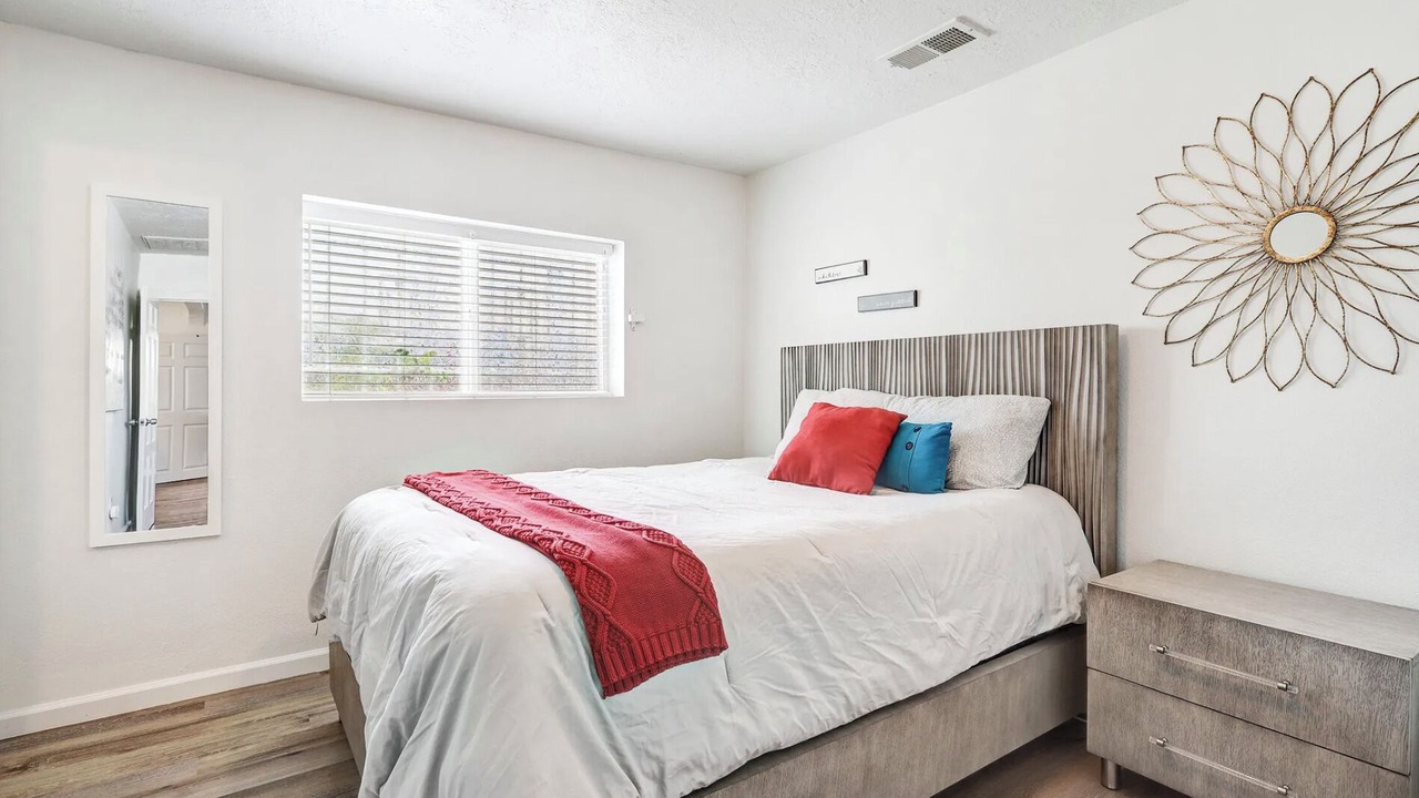 Photo of Bedroom in University Heights