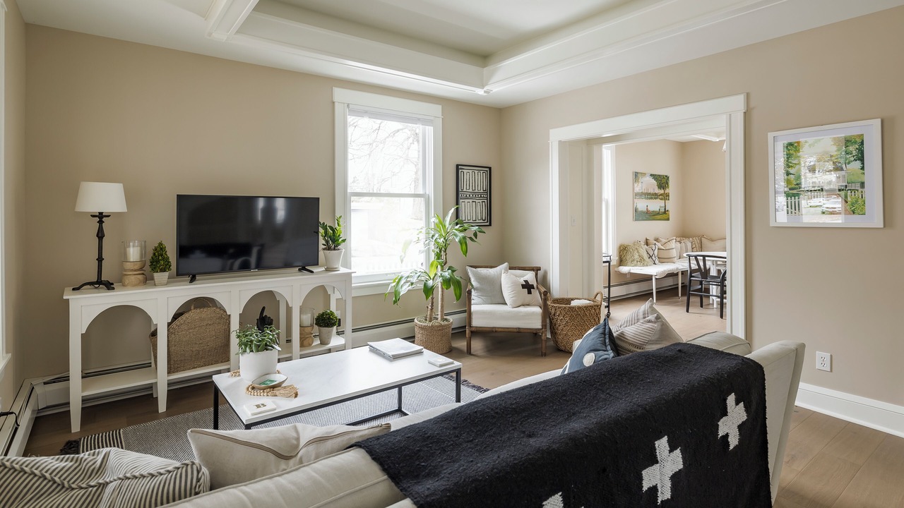 Photo of Bedroom in Linden Hills