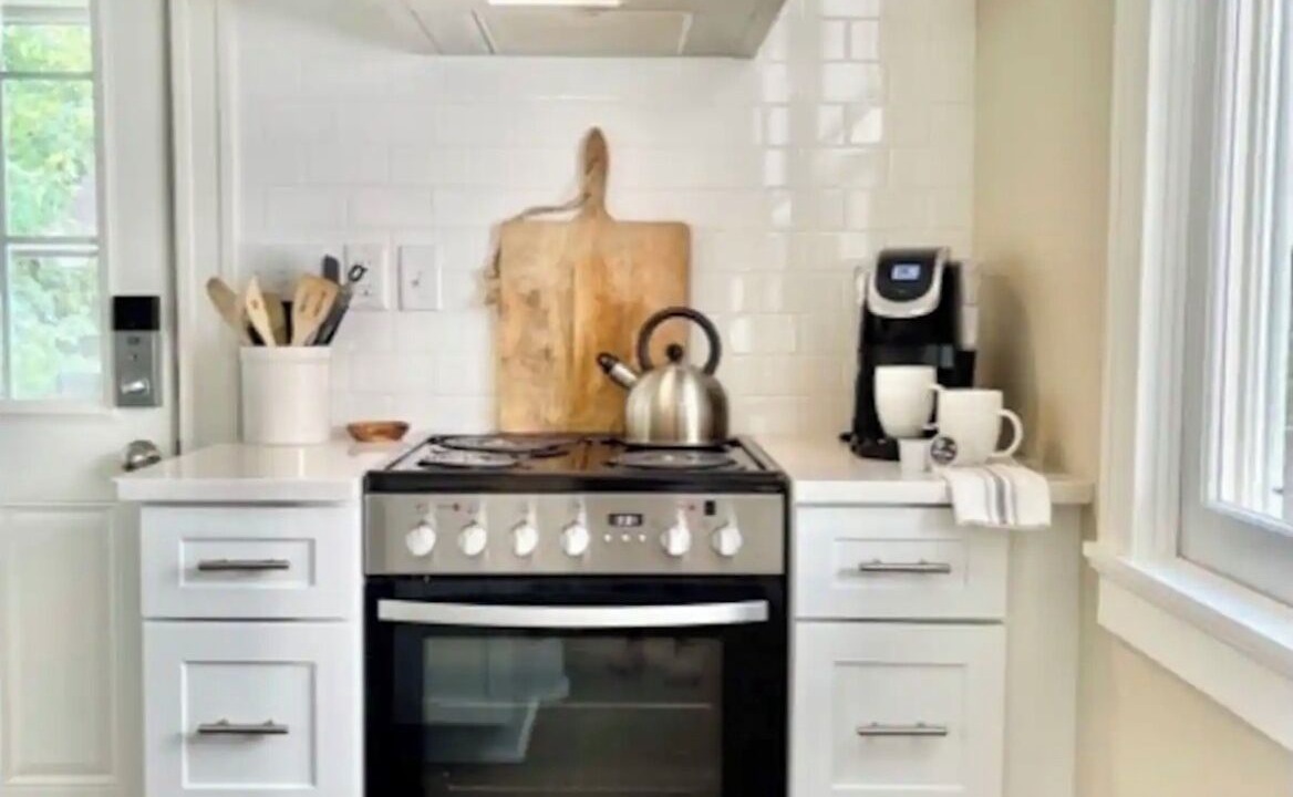 Photo of Kitchen in Linden Hills