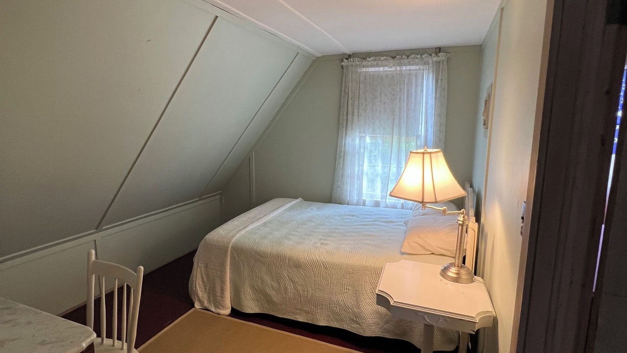 Photo of Bedroom in Weekapaug