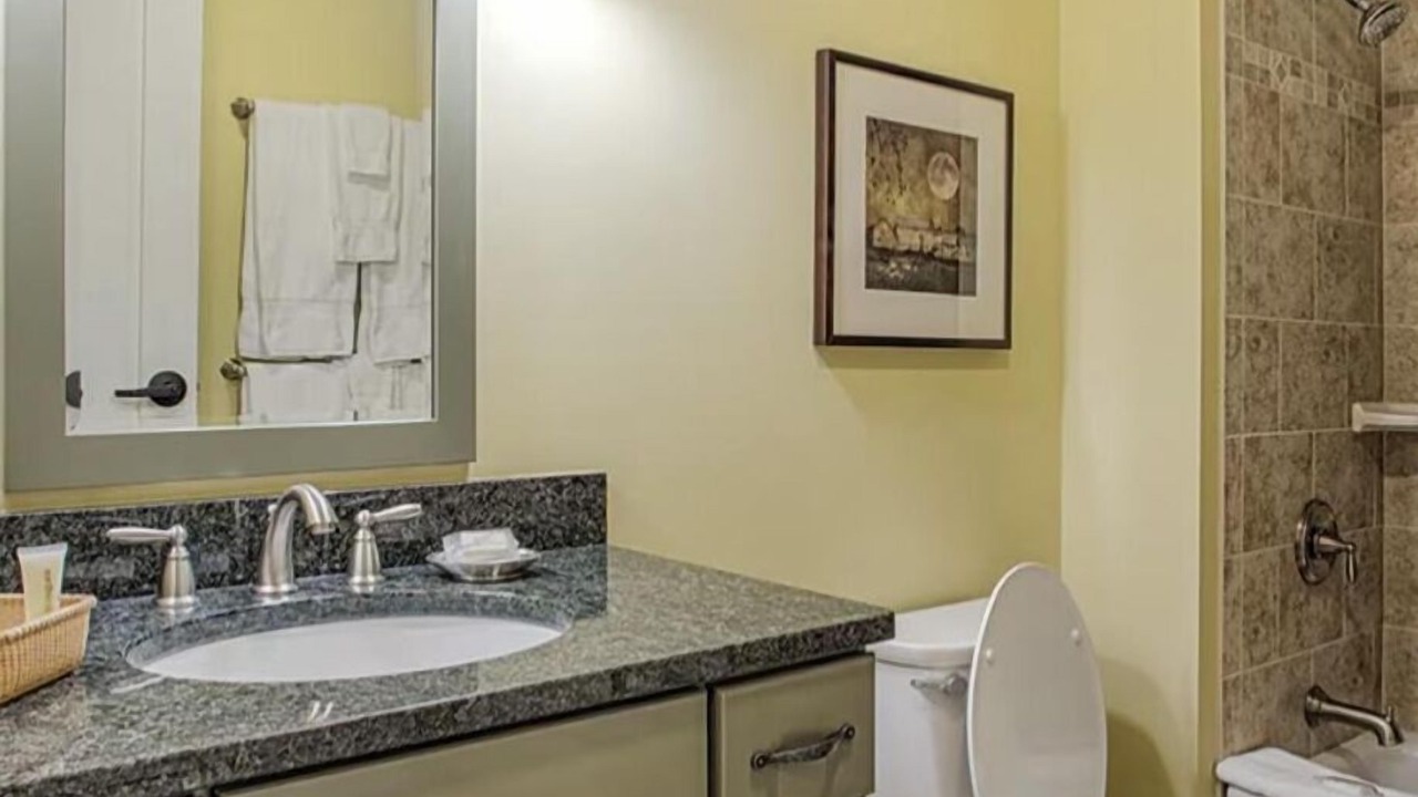Photo of Bathroom in Jeffersonville