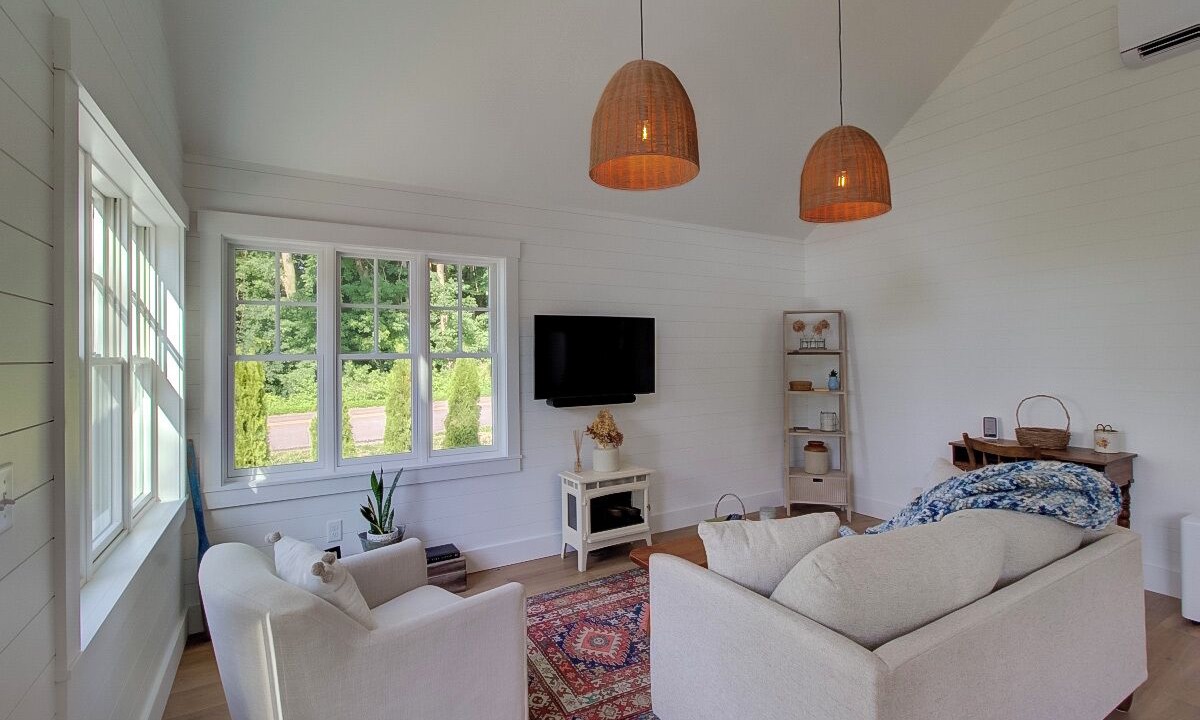 Photo of Livingroom in Grand Isle