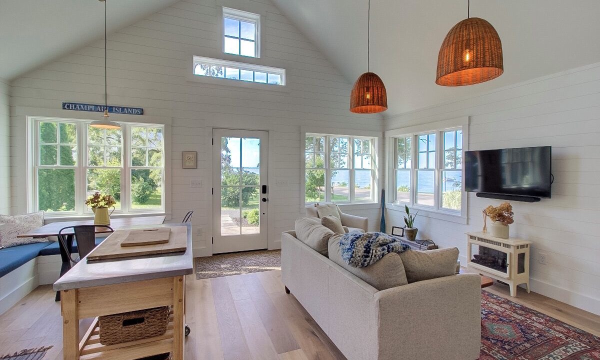 Photo of Livingroom in Grand Isle