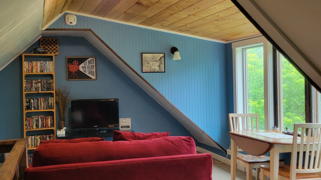 Photo of Livingroom in Waterbury