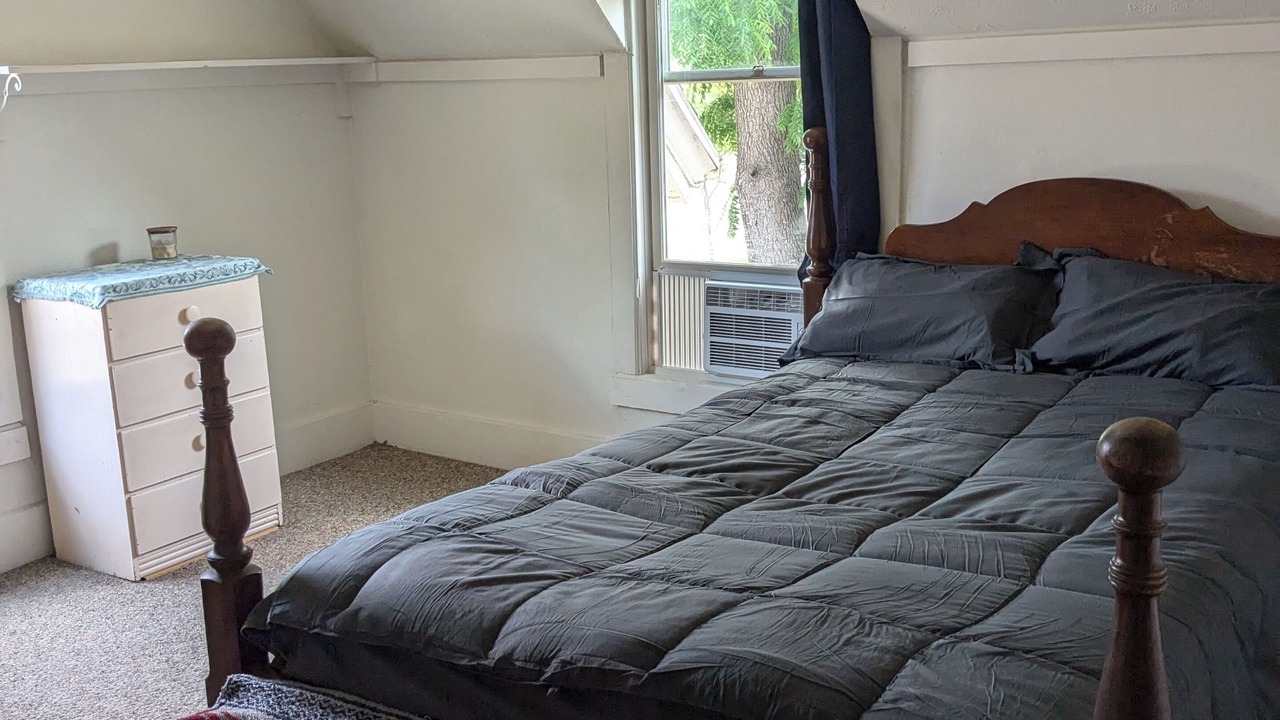 Photo of Bedroom in Spring Green