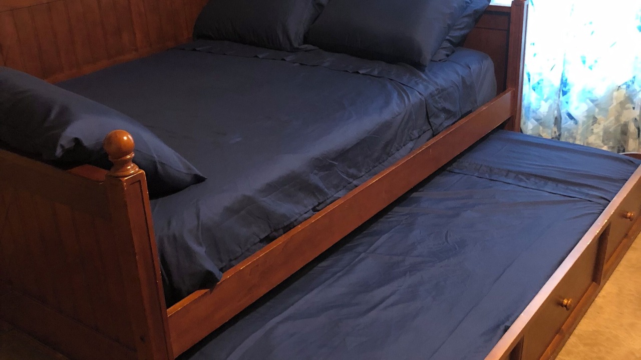 Photo of Bedroom in Brier Hill