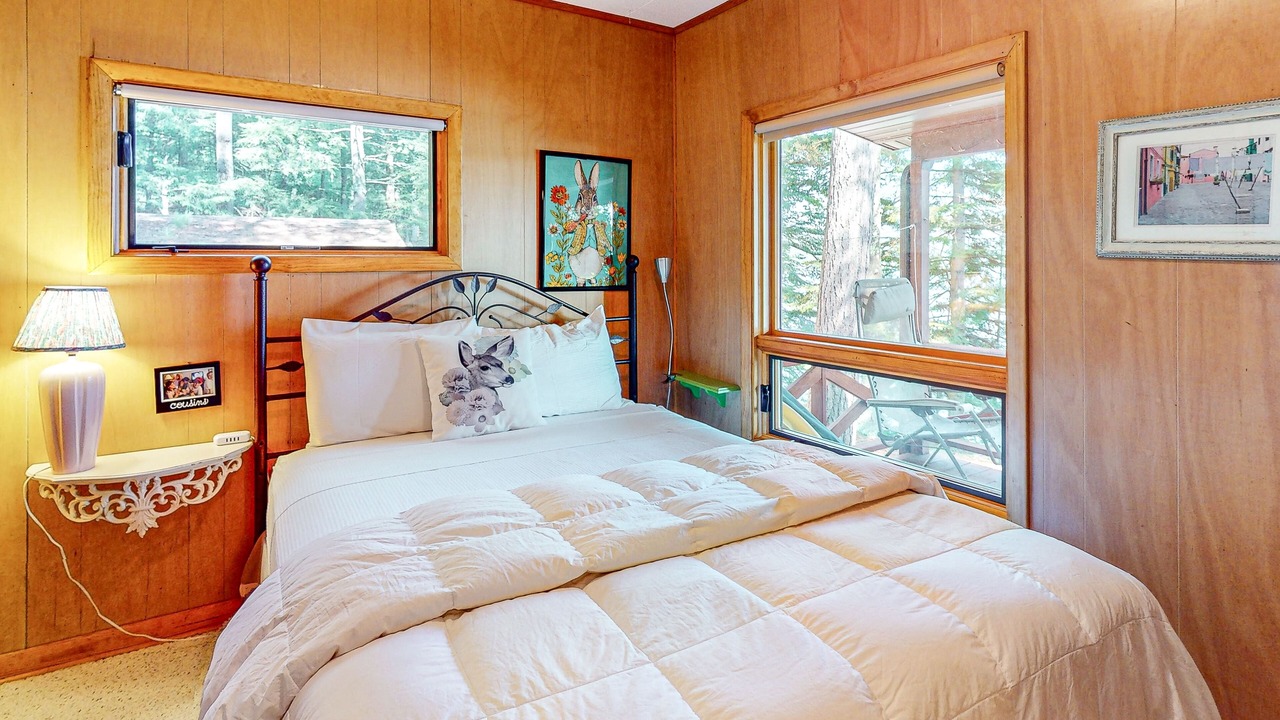 Photo of Bedroom in Lake Tomahawk
