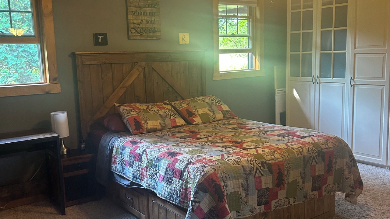 Photo of Bedroom in Amnicon