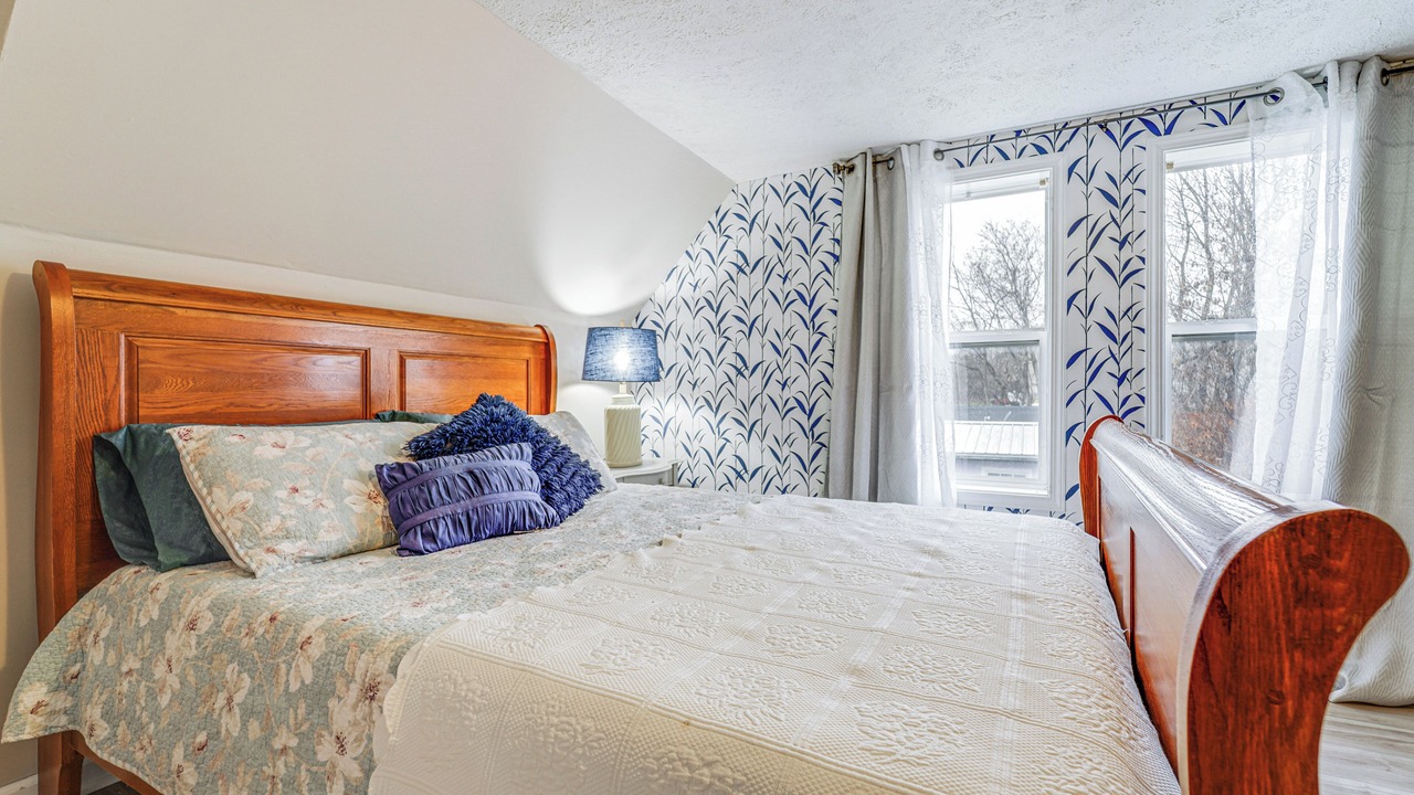 Photo of Bedroom in Dexter