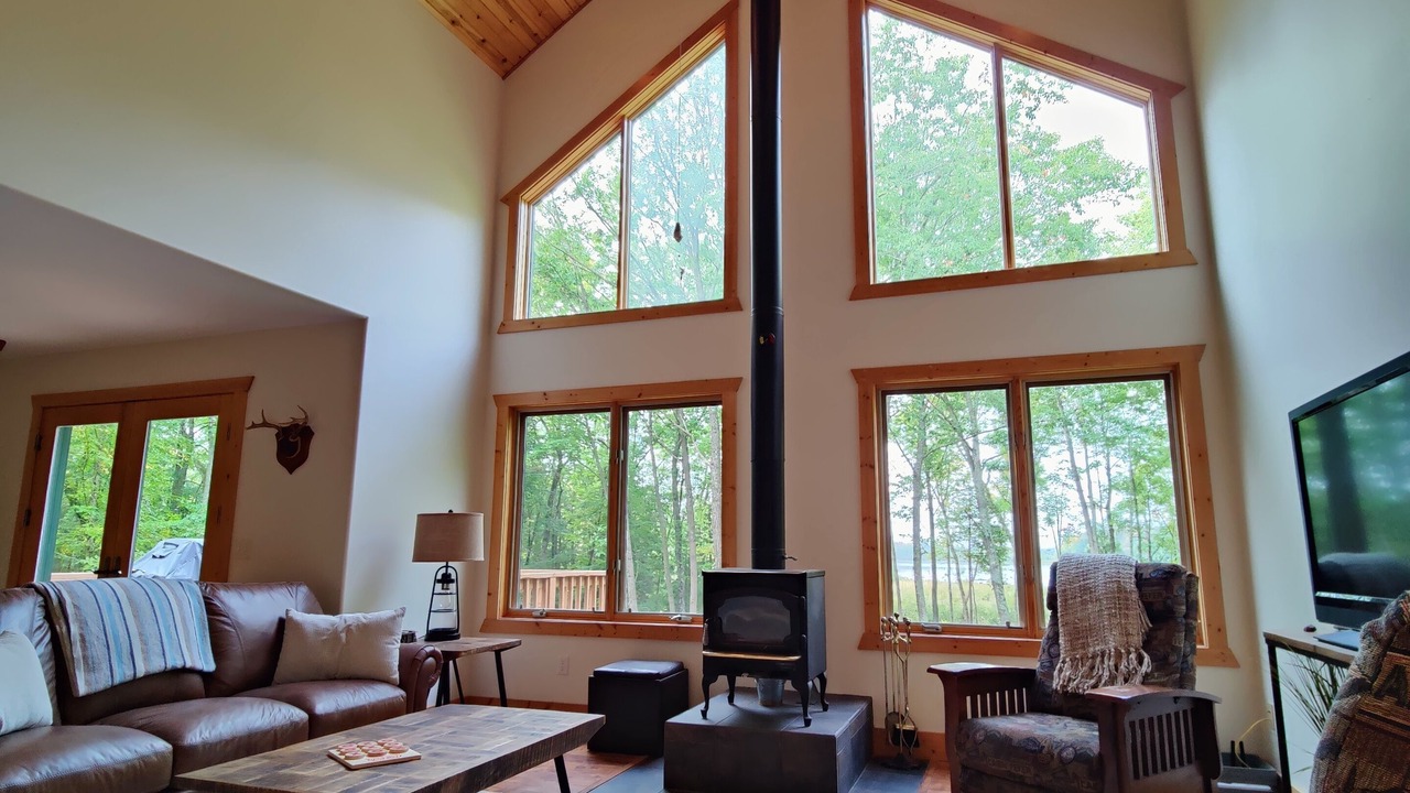 Photo of Livingroom in New Auburn