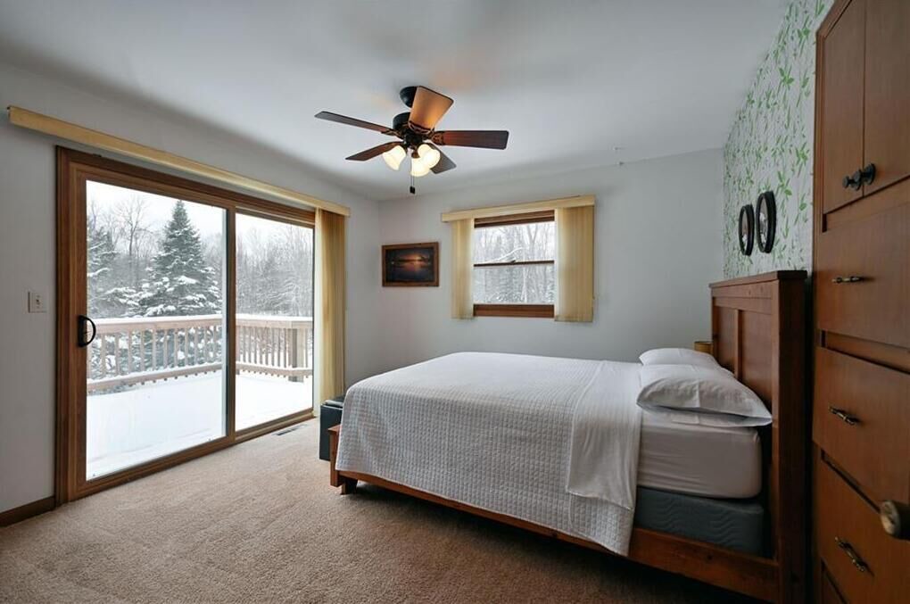Photo of Bedroom in Clam Lake