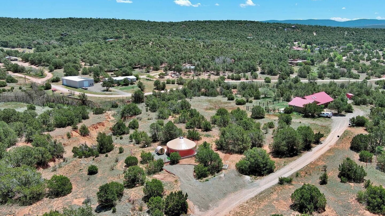 Photo of Outdoor in Zuzax
