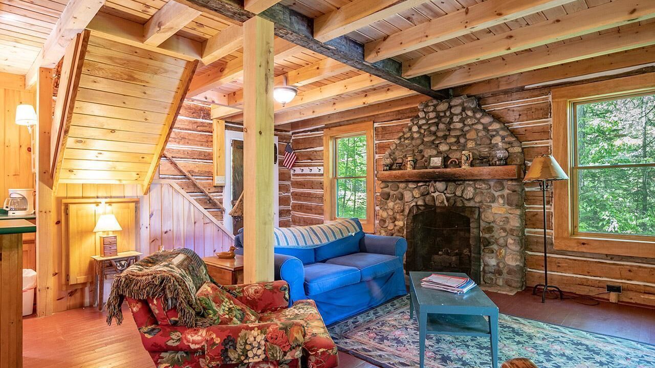 Photo of Livingroom in Rainbow Lake