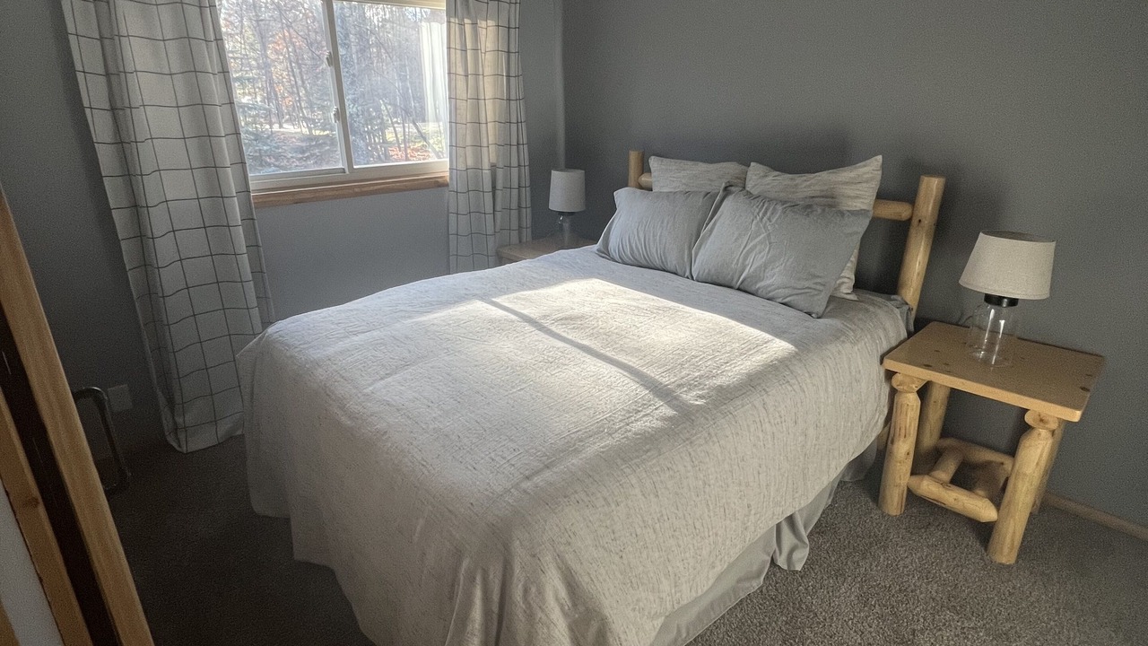 Photo of Bedroom in Arbor Vitae