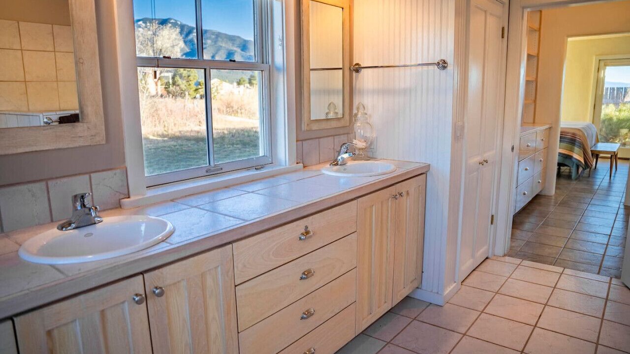 Photo of Bathroom in Arroyo Seco
