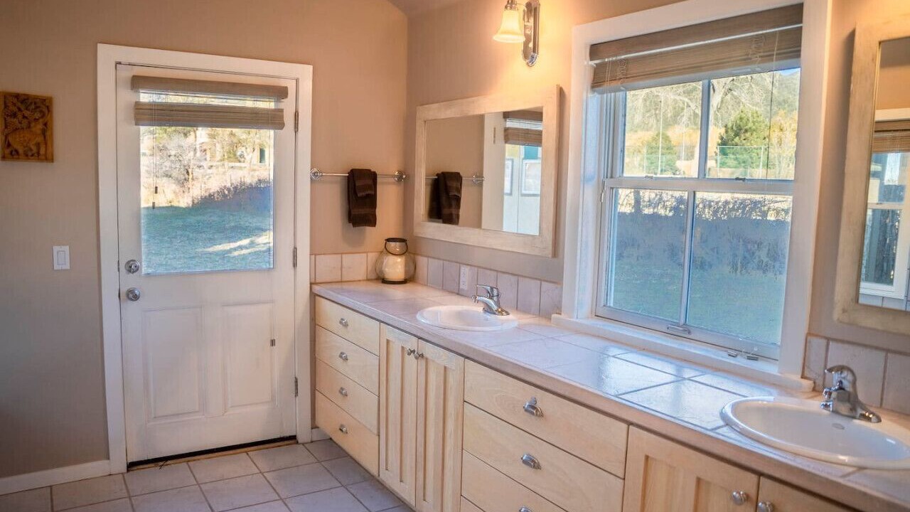 Photo of Bathroom in Arroyo Seco