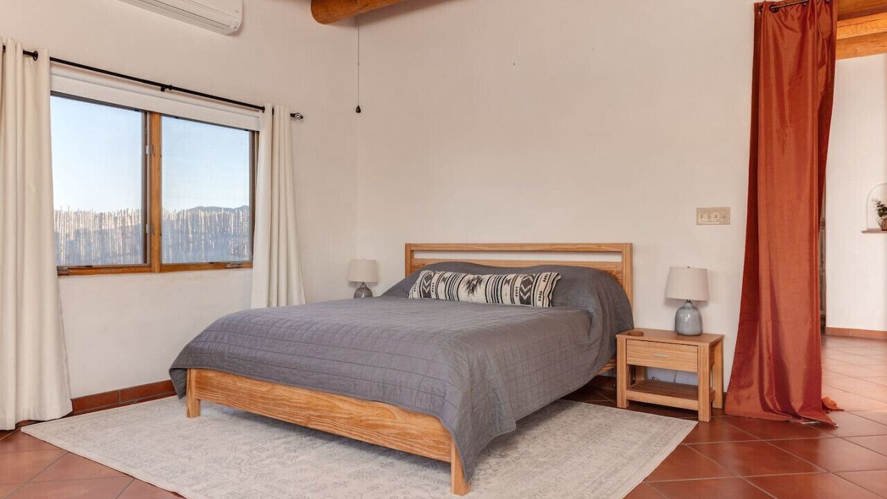 Photo of Bedroom in Ranchos De Taos