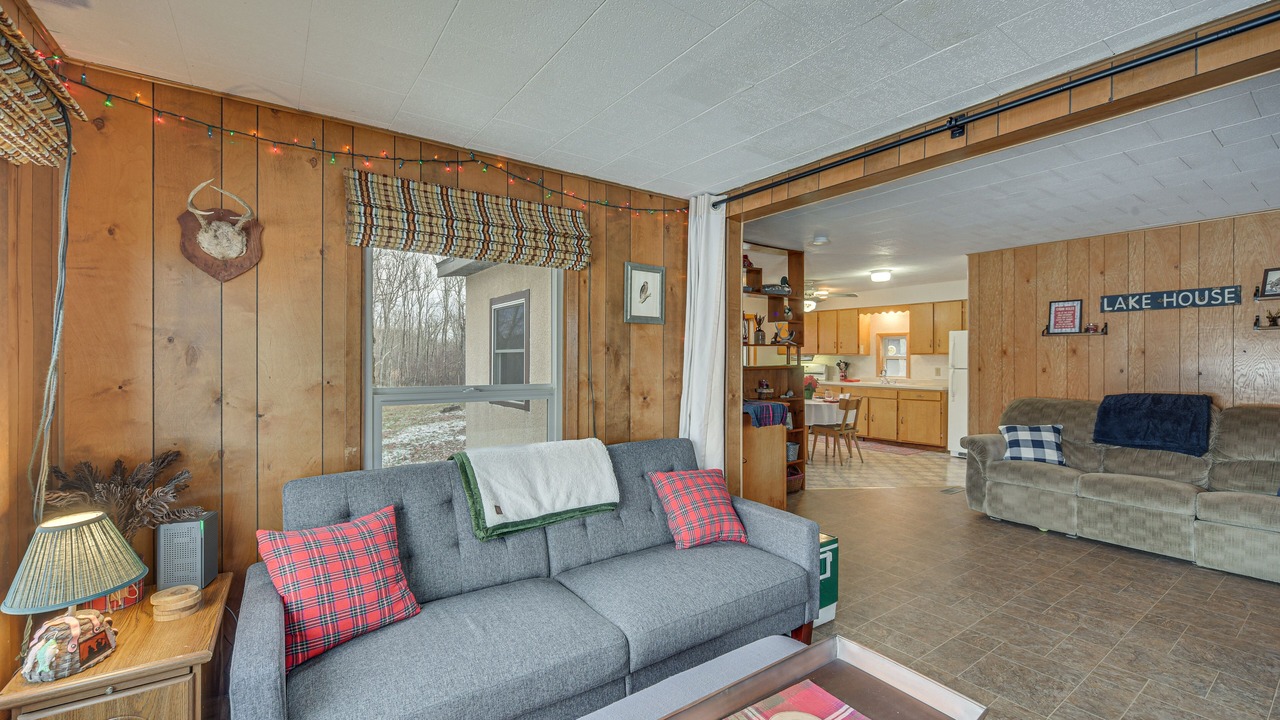 Photo of Livingroom in Mason