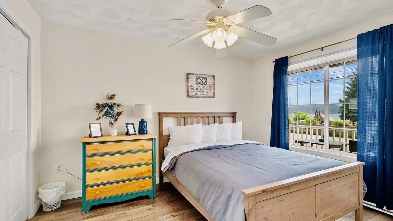 Photo of Bedroom in Winnisquam