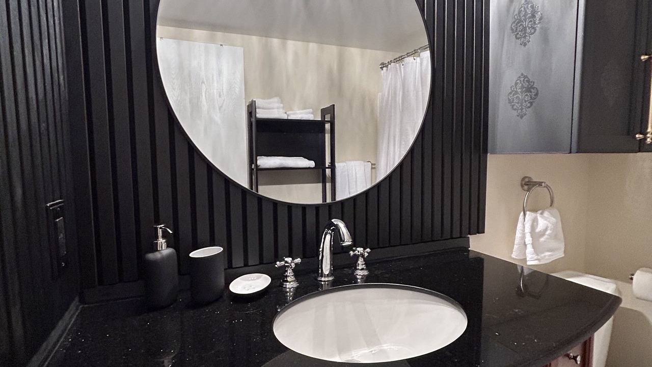 Photo of Bathroom in Downtown Minneapolis