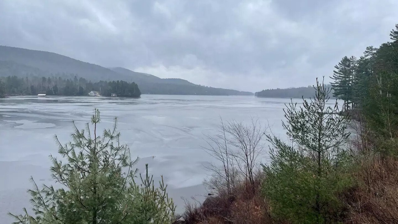 Photo of Others in Long Lake