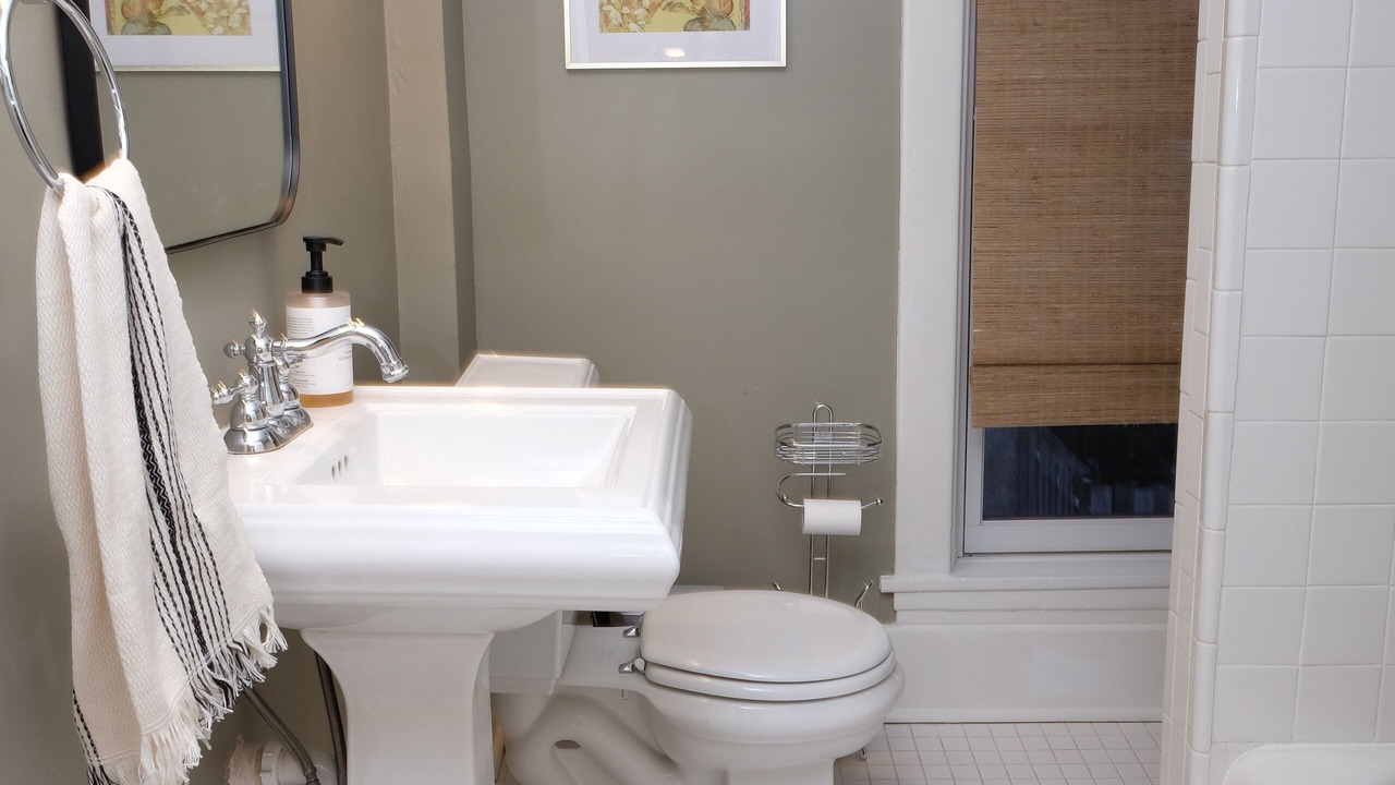 Photo of Bathroom in Linden Hills