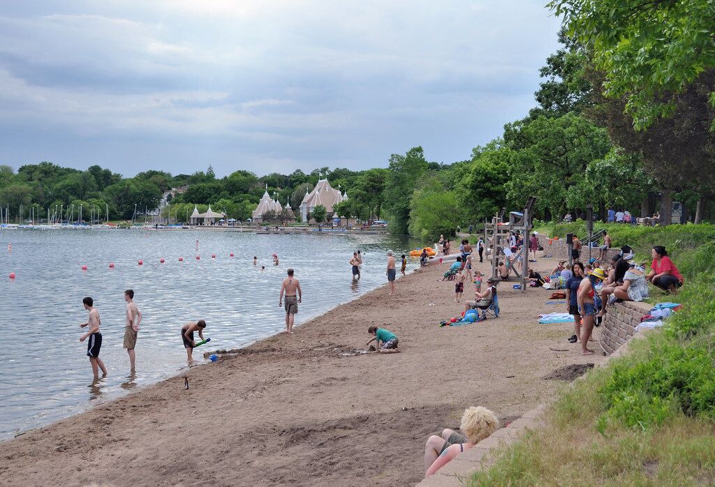 Photo of Others in Linden Hills