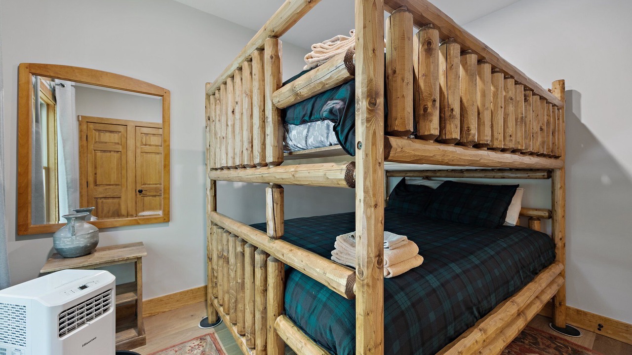 Photo of Bedroom in North Woodstock