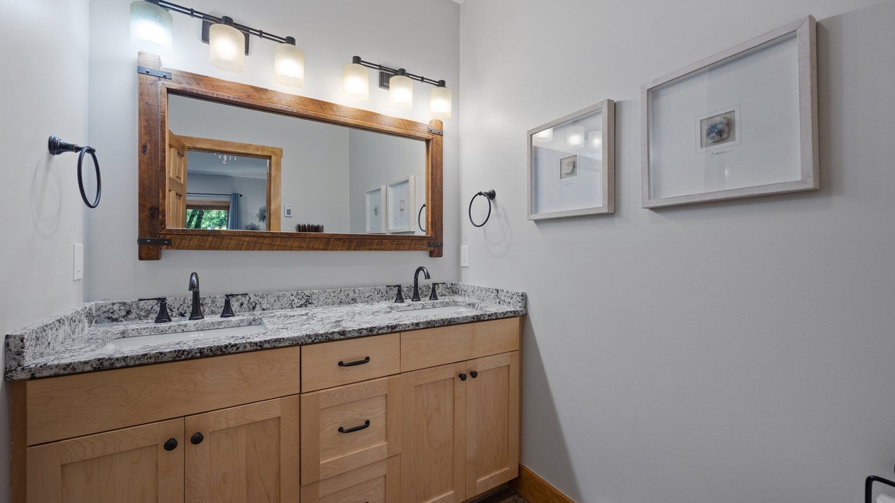 Photo of Bathroom in North Woodstock