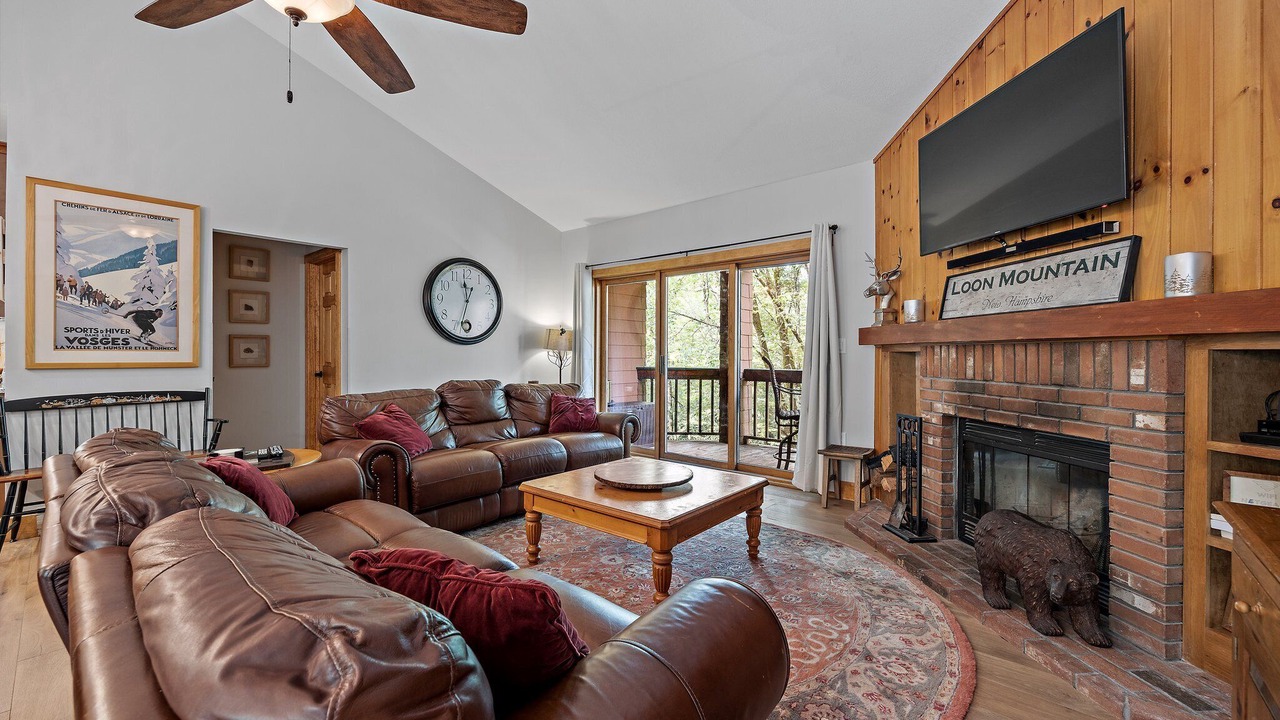 Photo of Livingroom in North Woodstock
