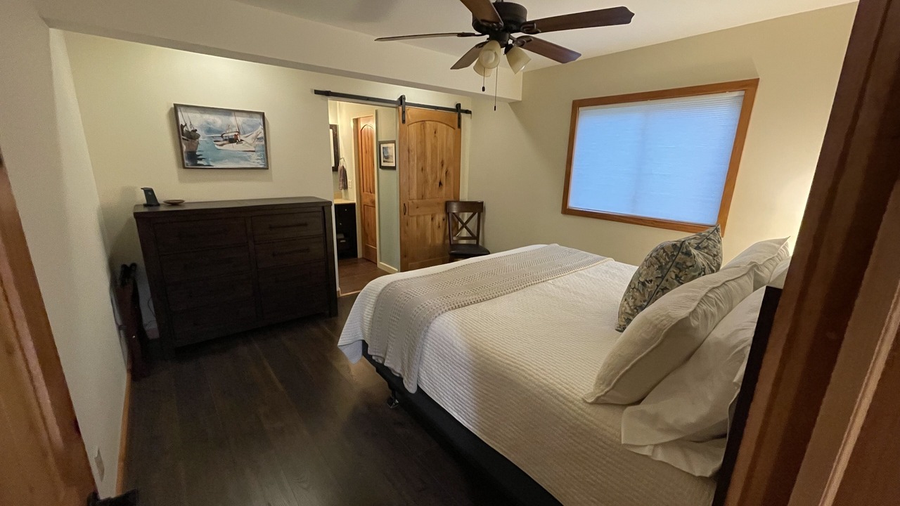 Photo of Bedroom in Grand Marais