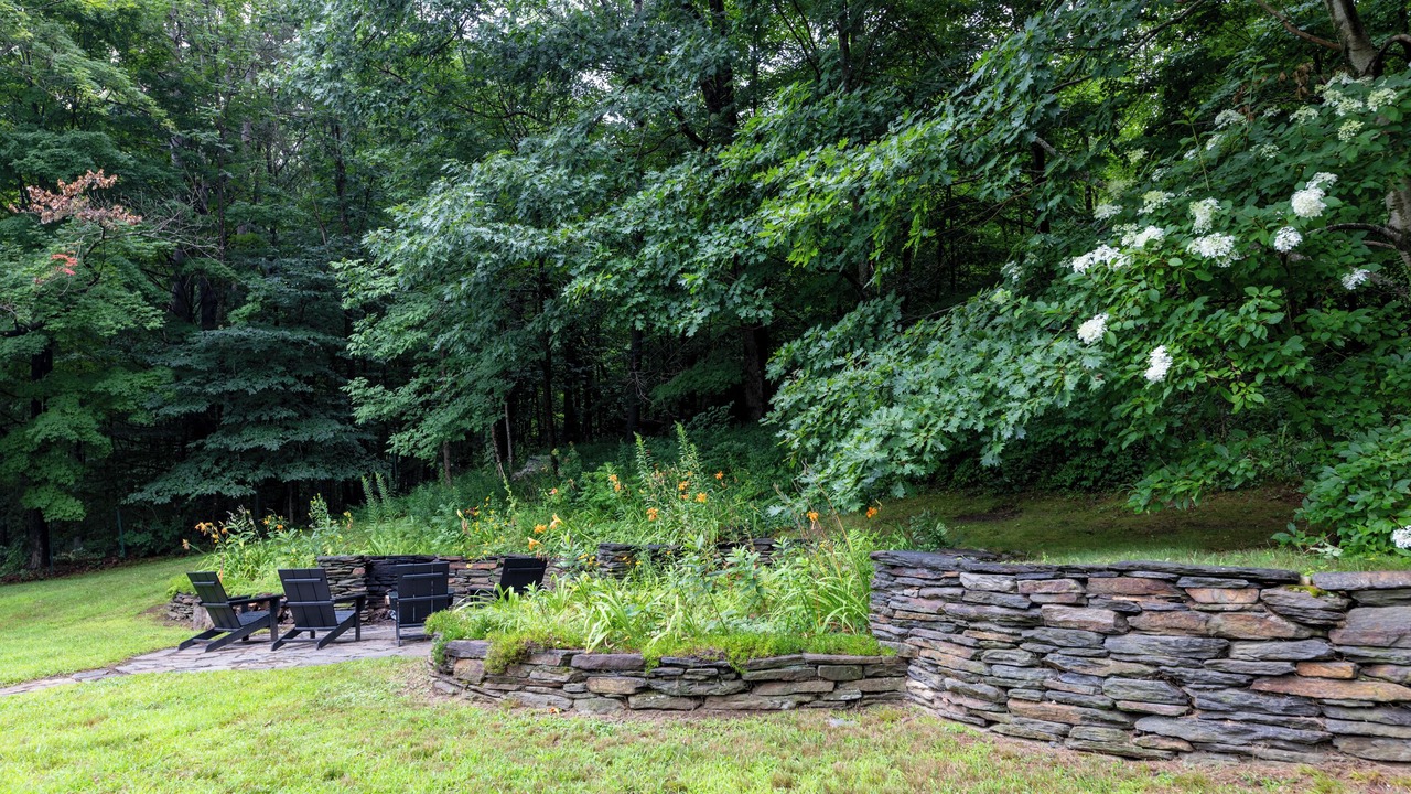 Photo of Outdoor in Charlemont