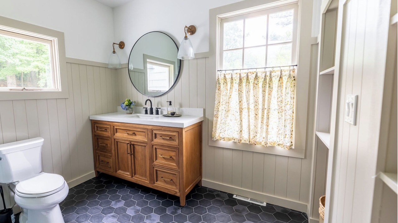 Photo of Bathroom in Charlemont