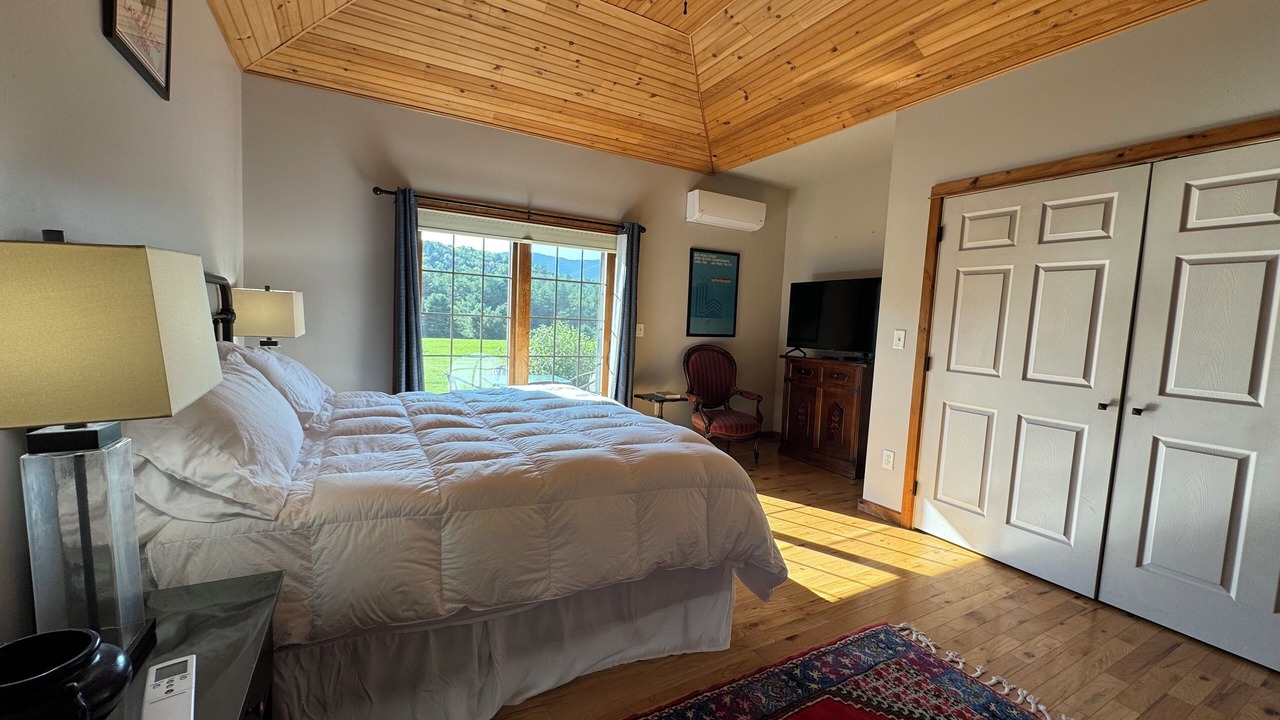 Photo of Bedroom in North Pole