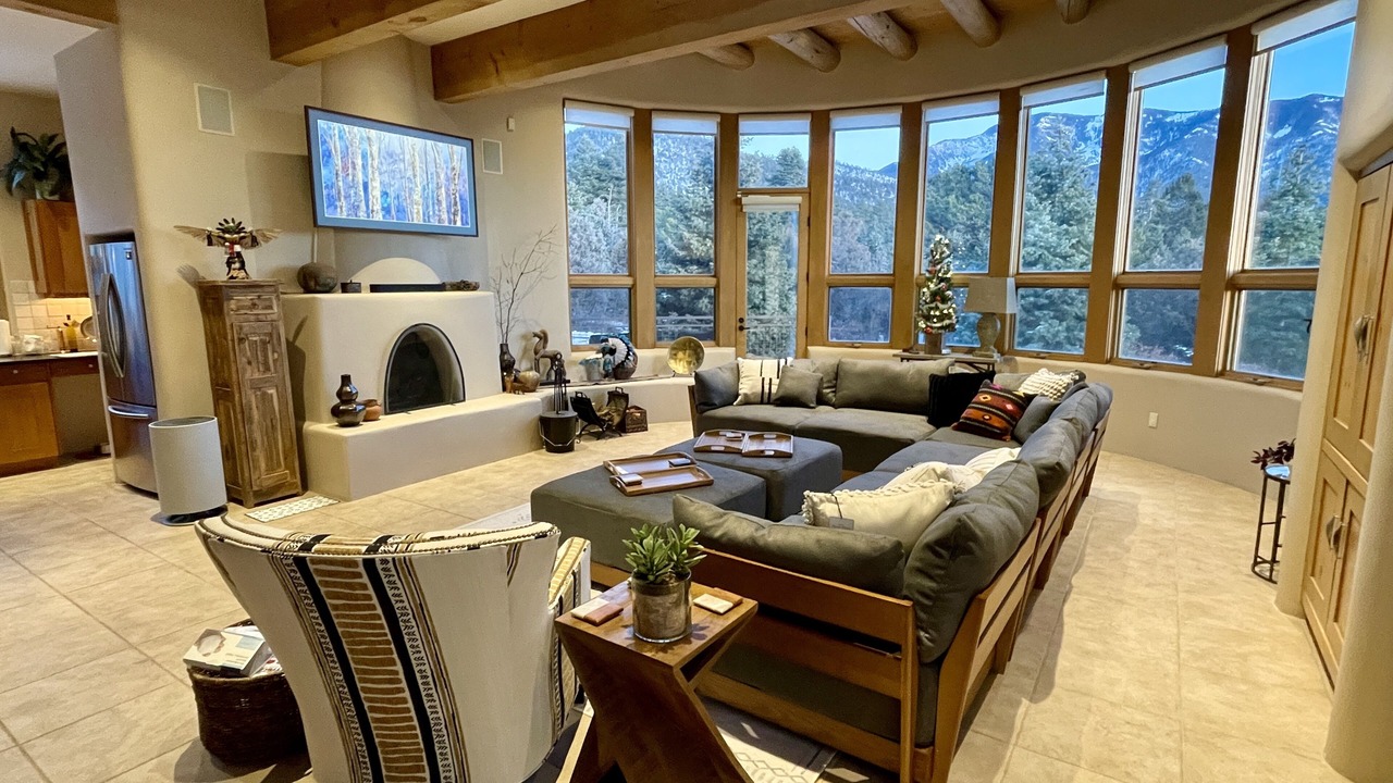 Photo of Bedroom in Arroyo Seco