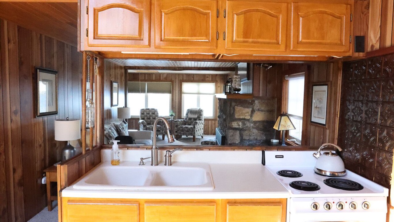Photo of Kitchen in Brier Hill