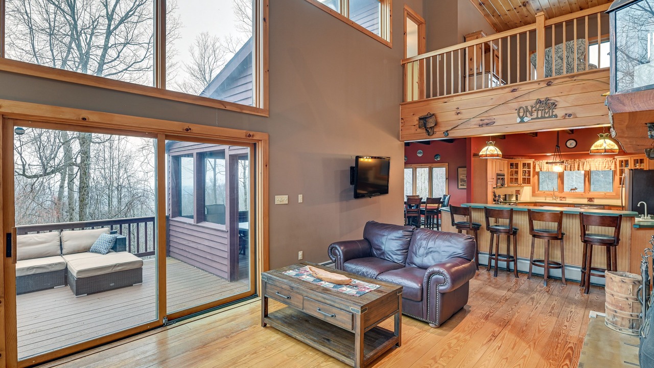 Photo of Livingroom in Gloversville
