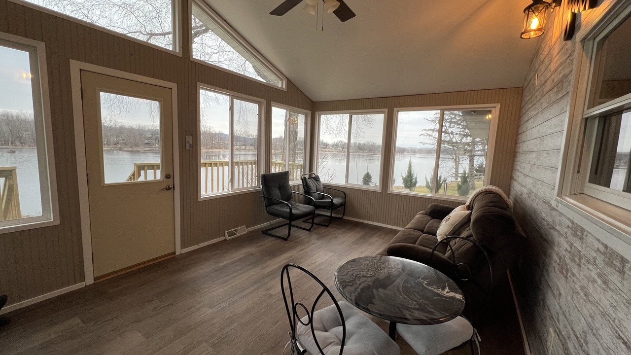 Photo of Livingroom in La Crosse