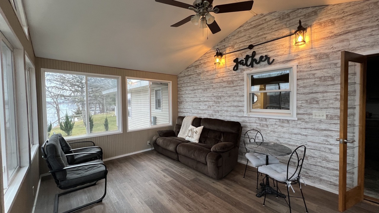 Photo of Livingroom in La Crosse