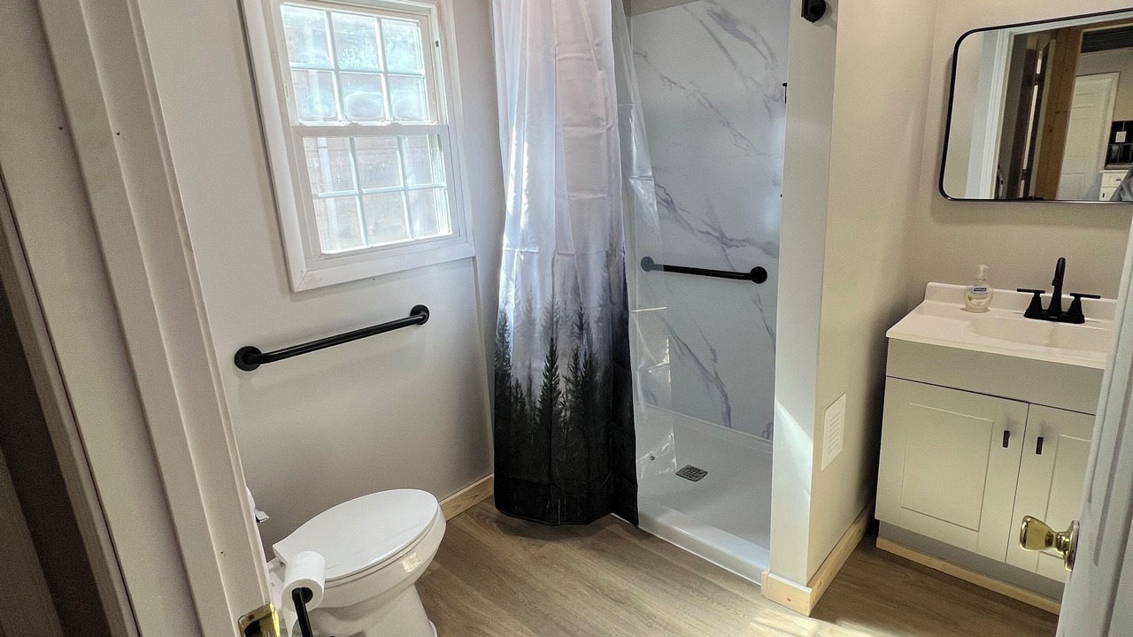 Photo of Bathroom in Covel