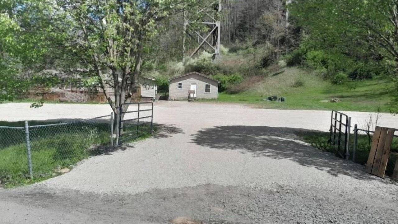Photo of Others in Covel