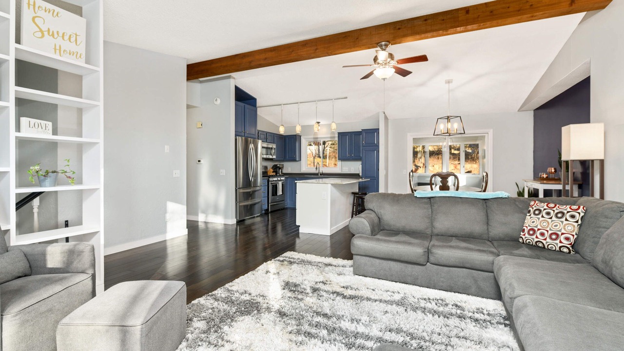 Photo of Livingroom in Eagan