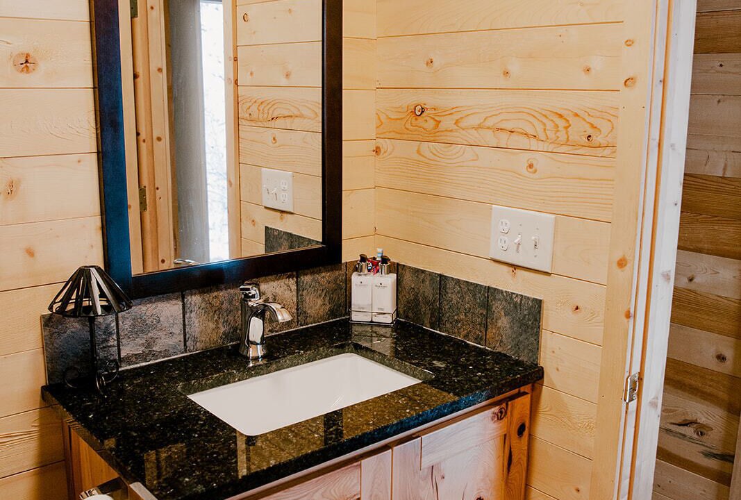Photo of Bathroom in Garfield