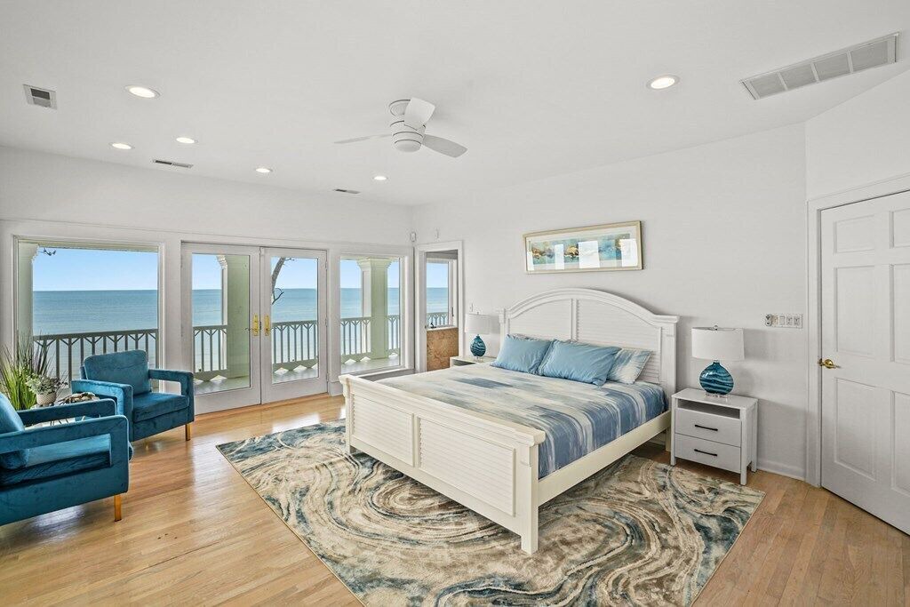 Photo of Bedroom in Davis Wharf