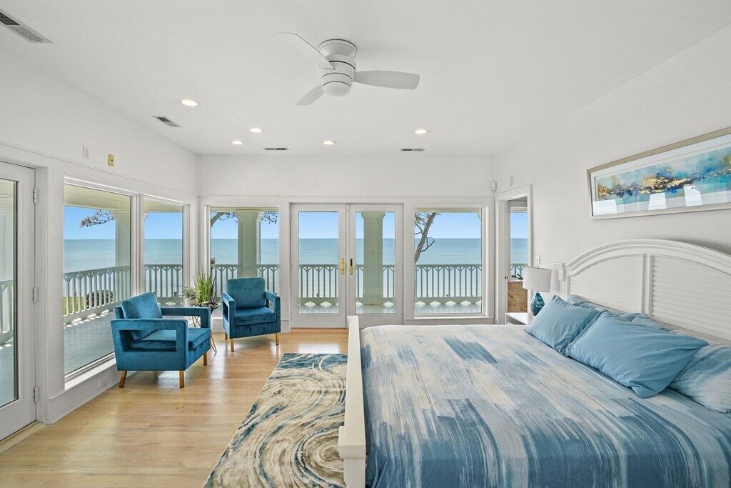Photo of Bedroom in Davis Wharf